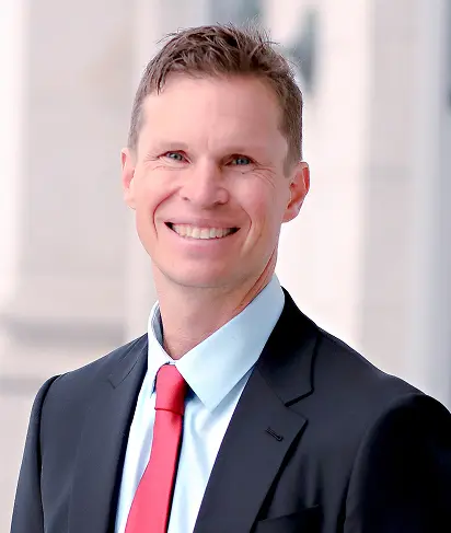 Peter Lowe