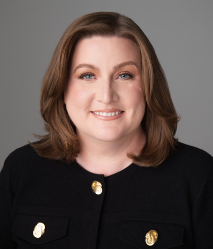 Kristie Fisher Webbsite Headshot